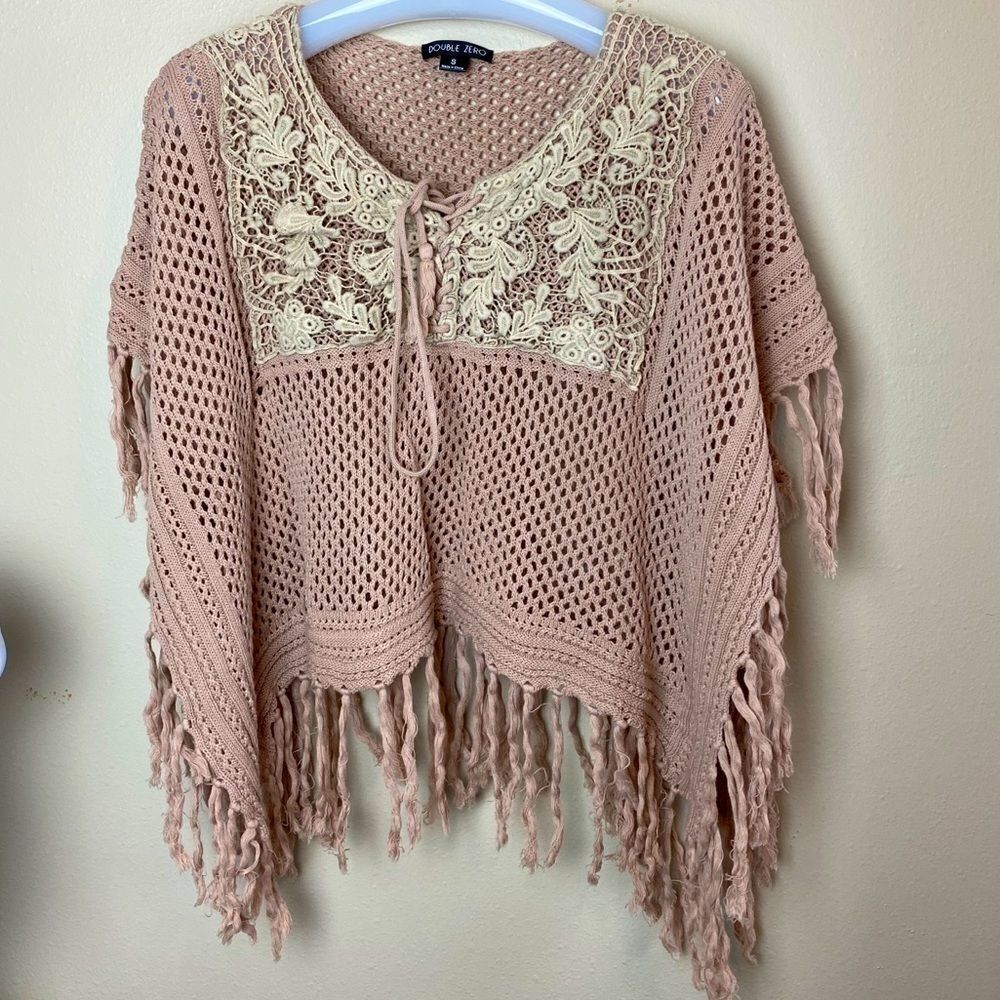 WOMEN’S PULLOVER SHAWL SIZE SMALL
